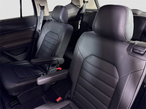 Used 2021 Volkswagen Atlas SEL Premium image 24