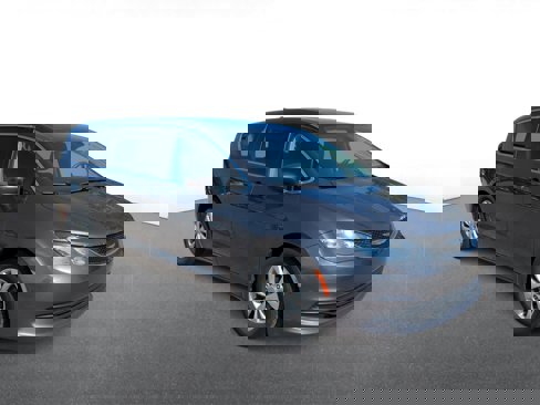 Used 2017 Chrysler Pacifica Touring w/ Tire & Wheel Group image 2