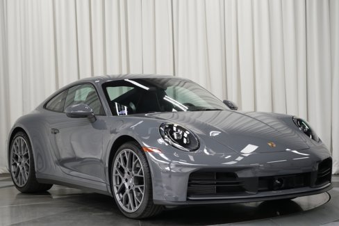 Used 2025 Porsche 911 Carrera w/ Premium Package image 2