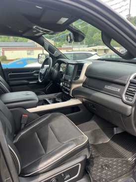 Used 2019 RAM 1500 Laramie w/ Sport Appearance Package image 12