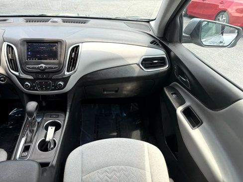 Used 2023 Chevrolet Equinox LT w/ Driver Convenience Package image 24