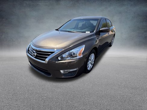 Used 2014 Nissan Altima 2.5 S w/ Sport Value Package image 10