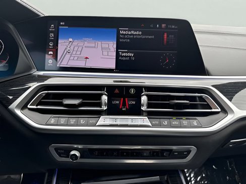 Used 2019 BMW X7 xDrive40i w/ Premium Package image 18