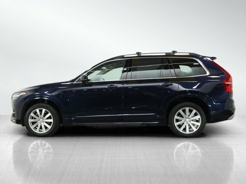 Used 2016 Volvo XC90 T6 Momentum w/ Momentum Plus Package image 2