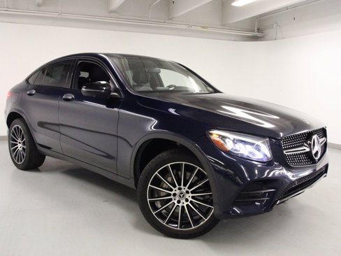 Used 2019 Mercedes-Benz GLC 300 4MATIC Coupe image 4