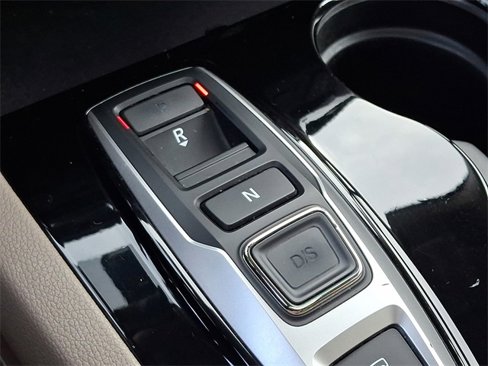 Used 2016 Honda Pilot Touring image 15