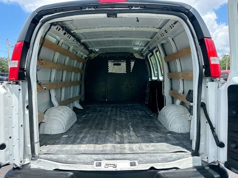 Used 2021 GMC Savana 2500 w/ Driver Convenience Package image 22