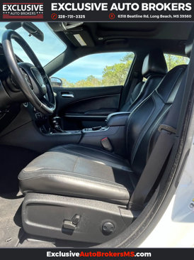 Used 2022 Dodge Charger SXT w/ Leather Interior Group image 16