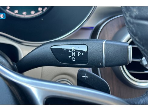 Used 2022 Mercedes-Benz GLC 300 image 36
