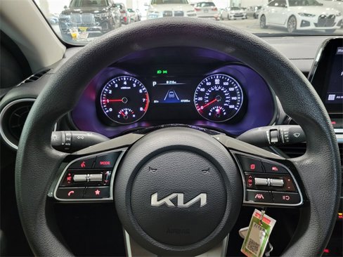 Used 2023 Kia Forte LXS image 17