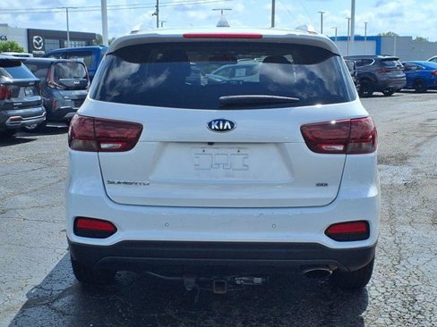 Used 2019 Kia Sorento LX w/ LX Convenience Package image 5