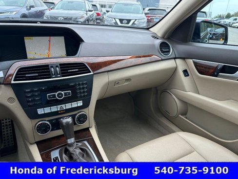 Used 2012 Mercedes-Benz C 300 Sport image 20