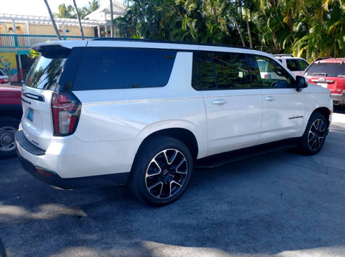 Used 2021 Chevrolet Suburban RST w/ Luxury Package image 7
