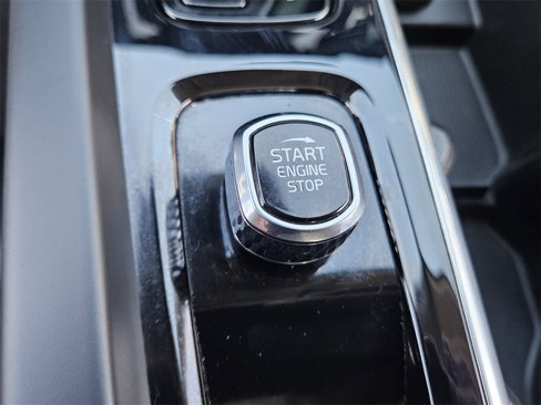 Certified 2024 Volvo S60 B5 Core image 35