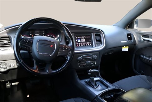 Used 2019 Dodge Charger SXT image 14