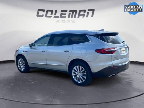 Used 2021 Buick Enclave Premium w/ Sun and Sites Package image 3