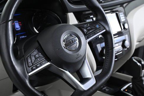 Certified 2022 Nissan Rogue Sport SV w/ Technology Package image 14