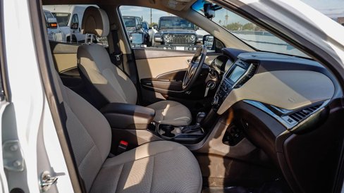 Used 2017 Hyundai Santa Fe Sport image 17