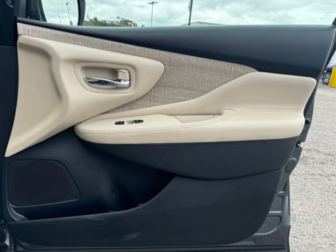 Used 2022 Nissan Murano SL w/ SL Moonroof Package image 22