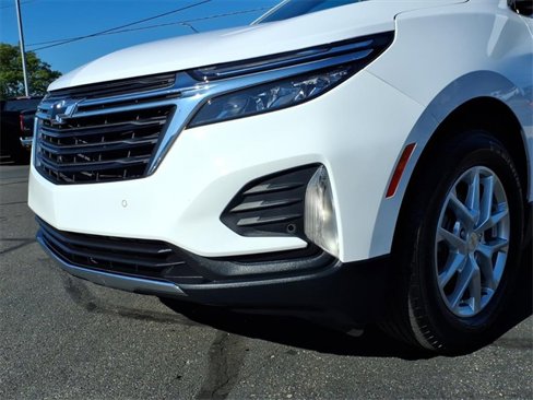 Used 2022 Chevrolet Equinox LT image 14