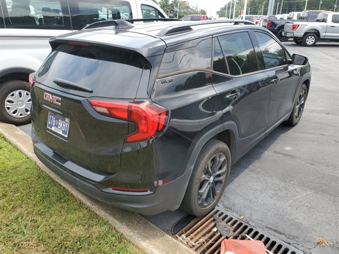 Used 2020 GMC Terrain SLE w/ Driver Convenience Package image 9