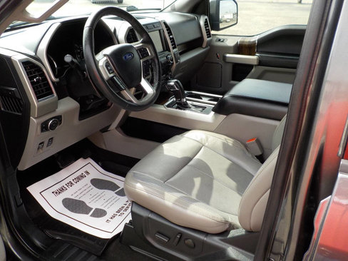 Used 2020 Ford F150 Lariat w/ Equipment Group 501A Mid image 11
