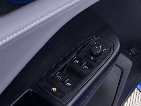Used 2022 Volkswagen Taos SEL w/ Panoramic Sunroof Package image 13