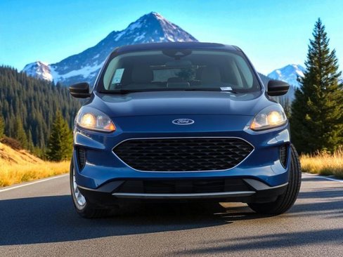 Used 2022 Ford Escape SE image 3