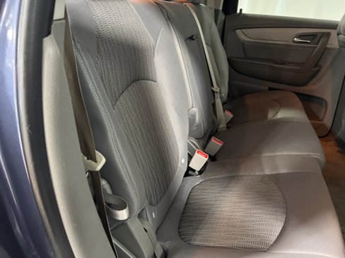 Used 2014 Chevrolet Traverse LS image 19