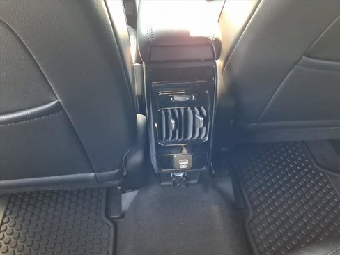 Used 2023 Jeep Compass Trailhawk image 12