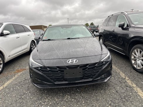 Used 2023 Hyundai Elantra SEL w/ Convenience Package image 2