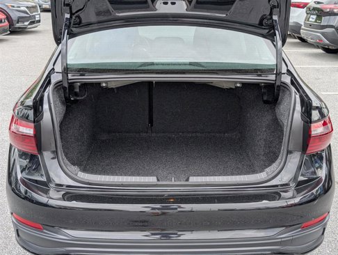 Used 2024 Volkswagen Jetta SE image 14