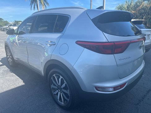 Used 2017 Kia Sportage EX w/ EX Technology Package image 4