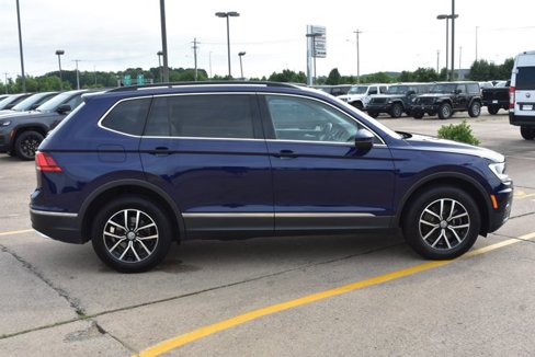Used 2021 Volkswagen Tiguan SE image 4