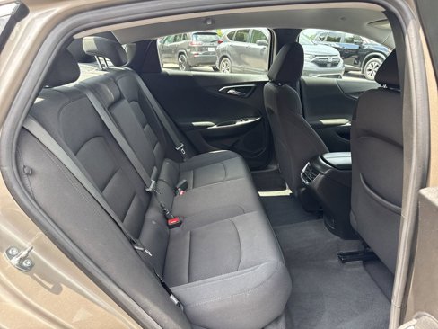 Used 2023 Chevrolet Malibu LT image 35