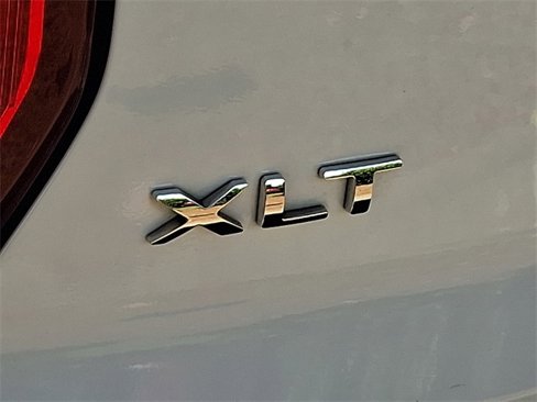 Used 2019 Ford Explorer XLT w/ Equipment Group 202A image 35