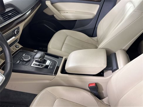Used 2019 Audi Q5 2.0T Premium w/ Convenience Package image 20