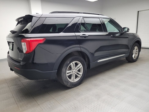 Used 2022 Ford Explorer XLT w/ Equipment Group 202A image 10