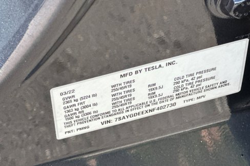 Used 2022 Tesla Model Y Long Range image 35