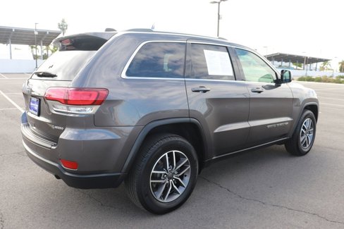 Used 2020 Jeep Grand Cherokee Laredo w/ Laredo X Package image 6