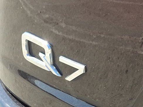 Used 2019 Audi Q7 2.0T Premium Plus w/ Premium Plus Package image 32