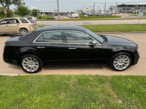 Used 2014 Chrysler 300 C w/ Beats Audio Group image 6