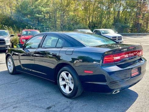 Used 2012 Dodge Charger SE image 19