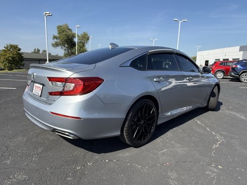 Used 2019 Honda Accord Sport image 9