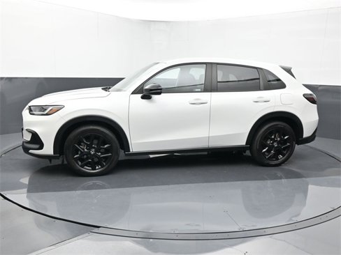 Used 2023 Honda HR-V Sport image 2