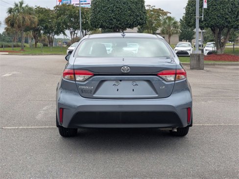 Certified 2025 Toyota Corolla LE image 4