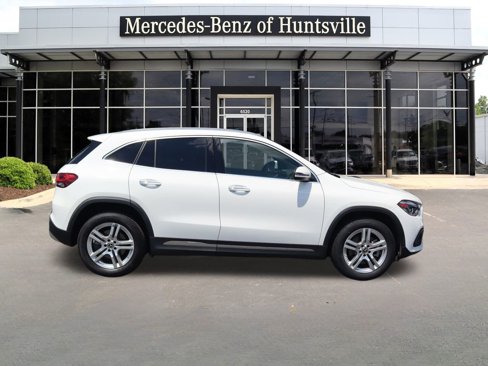Certified 2022 Mercedes-Benz GLA 250 4MATIC image 2
