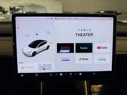 Used 2020 Tesla Model 3 Standard Range Plus image 18