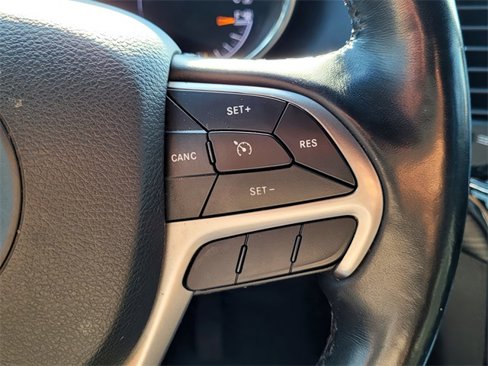 Used 2021 Jeep Grand Cherokee Laredo X image 22
