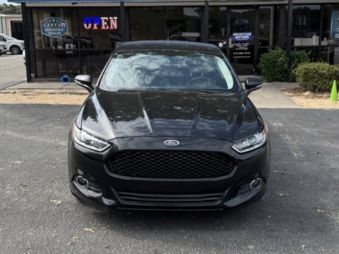 Used 2013 Ford Fusion SE image 3
